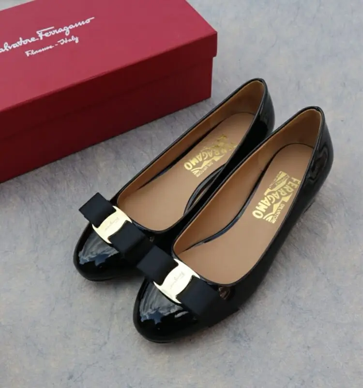 salvatore ferragamo flat chaussures pour femme s_10aa05a1